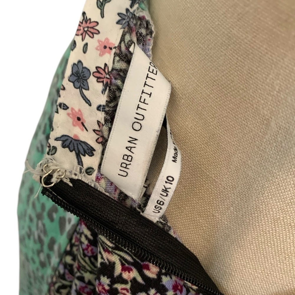 Urban Outfitters Lychee halter maxi dress - Picture 4 of 10